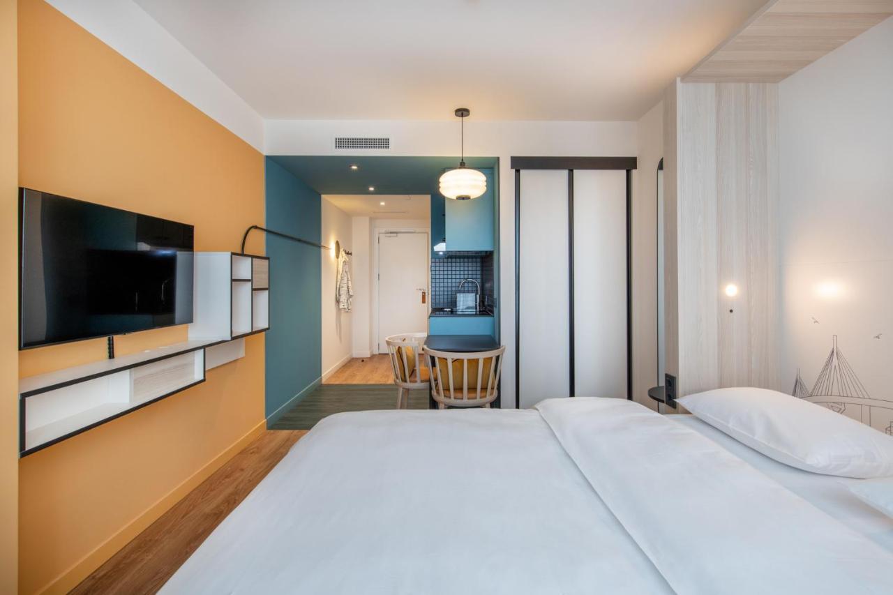 Adagio Access 3* Гамбург